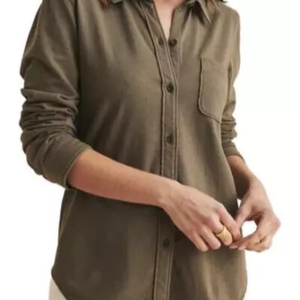 Faherty Sunwashed Soft Knit Button Down Shirt Olive Army Green Size medium NWT